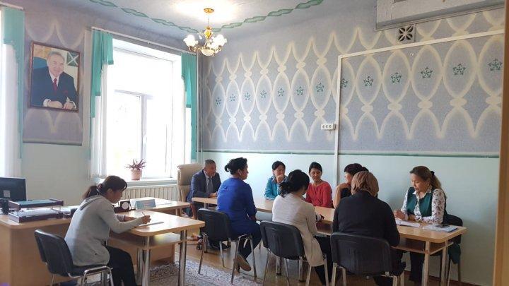 Қамқоршылар кеңесінің отырысынан .
