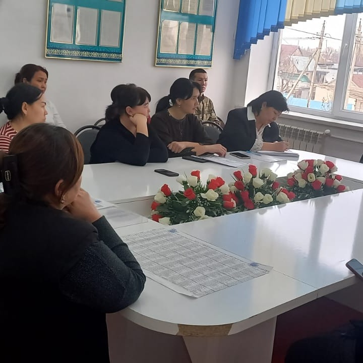 Аттестаттаудан өтетін мұғалімдердің аттестаттауға дайындығы, мұғалім портфолиосы және жетістіктеріне талдау жүргізді